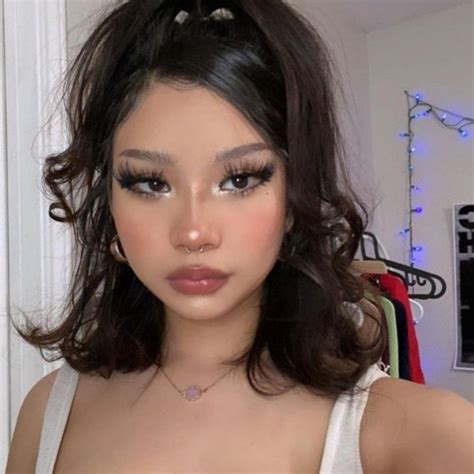 easy y2k hairstyles for short hair