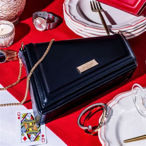 Buy Beverley Freefall Shoulder Bag Black | Shop Now | Hamster London