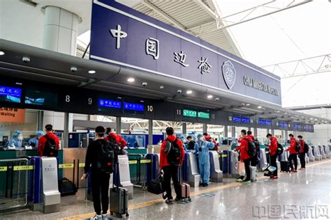 验放出入境人员近百万人次 广州白云边检站亮出2022年优异成绩单-中国民航网