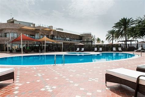 AL QURUM RESORT (Muscat) - Hotel Reviews, Photos, Rate Comparison ...