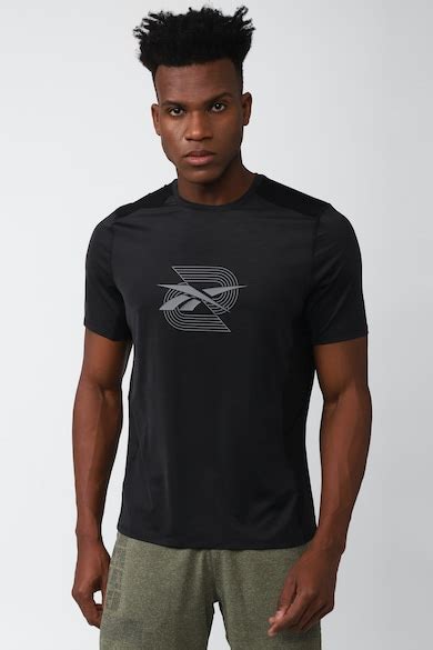 Reebok India Official | Reebok Men T Shirt Online at reebok.abfrl.in ...