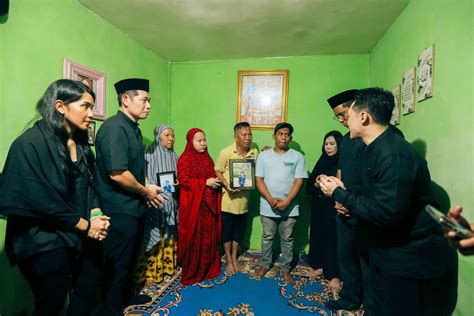 Group CEO & Co-Founder Grab Anthony Tan Menyampaikan Belasungkawa dan Dukungan Keberlanjutan ...