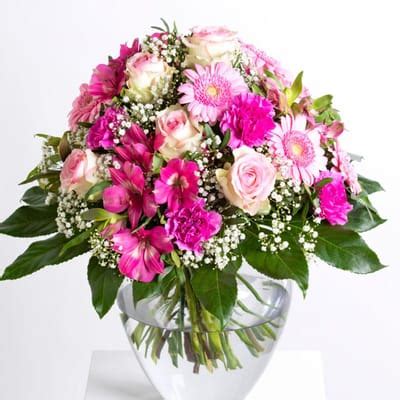Flower Greetings: Order Flowers Online | Interflora India | ID1375305