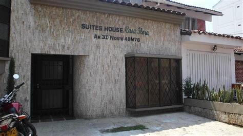 HOTEL SUITES HOUSE CASA FLORA (Cali) - Guesthouse Reviews & Photos ...
