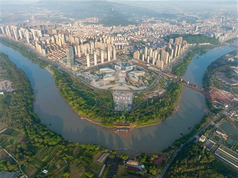 赣州郁孤台简介,赣州郁台文化街,赣州郁台四贤坊_大山谷图库