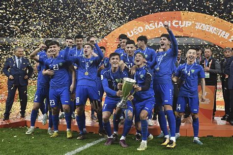 乌兹别克斯坦队首捧U20亚洲杯冠军_赛事_决赛_日本