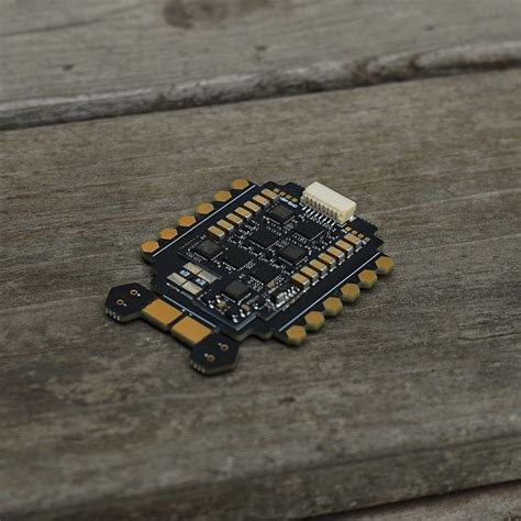 AXISFLYING iStack F7 Flight Controller + 50A 4IN1 ESC 128khz Stack 20x