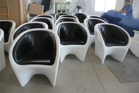 玻璃钢座椅商场休闲坐凳异形休息区糖果椅创意定制美陈户外陀螺椅-深圳市益联玻璃钢制品有限公司