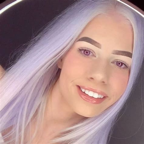 Violet Eyes Natural Albino