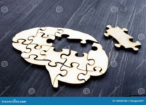 Brain from Puzzles. Mental Health and Problems with Memory Stock Photo - Image of care ...