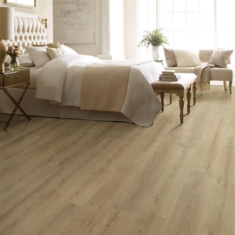 Laminate Flooring Inspiration Gallery | Battle Creek Tile & Mosaic