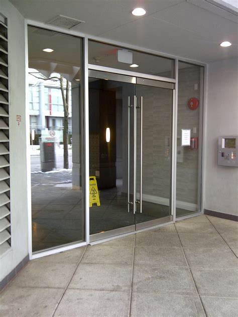 Glass doors Vancouver - Repair, Replace and Install
