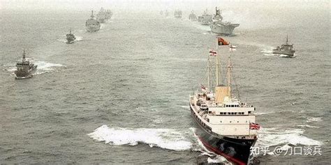 宜宾一艘渔政船只突发大火最新素材