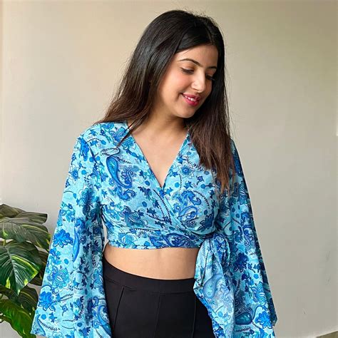 Bell Sleeves Wrap Top - Ocean – Snacc Strings
