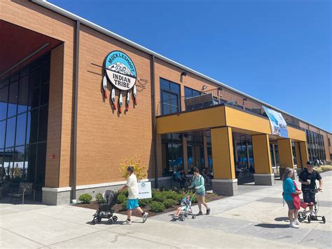 Celebrating the Muckleshoot Community Center & Canoe Journey ...