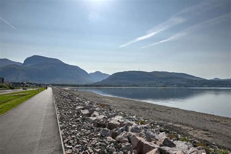 Who Built Fort William
