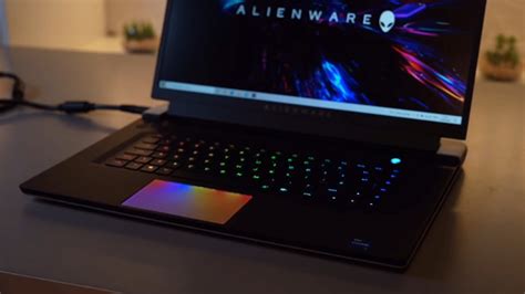 Alienware X17 Factory Backround 的图像结果