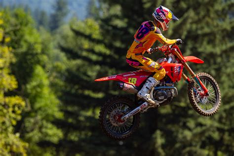 Jett Lawrence's Insane 450 Pro Motocross Results Through 2025 Washougal ...