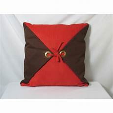 coussin orange et marron housse de coussin rabats 224 oeillets mod 232 le quot abordage coussin orange et marron housse de coussin rabats 224 oeillets mod 232 le quot abordage