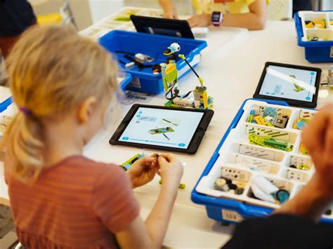 Technology Kids 的图像结果