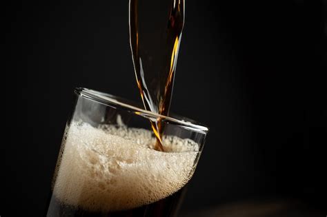 Poured beer Images - Free Download on Freepik