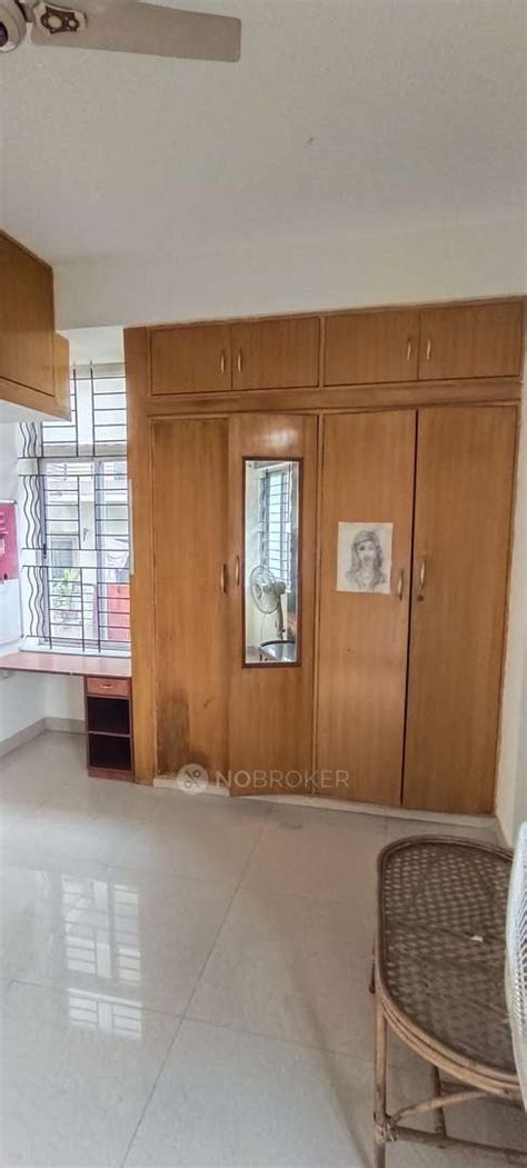 R K Genesis Hebbal Kempapura Rent - WITHOUT BROKERAGE Semi-furnished 2 ...