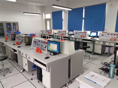 检测与转换技术实验台教学设备 - 上海天威教学公司