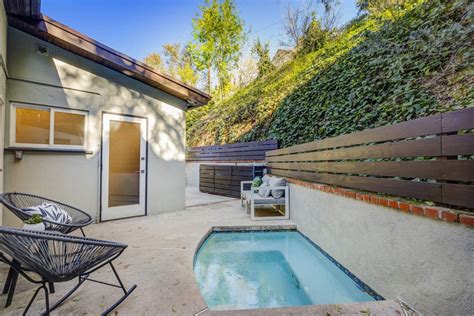 Beachwood Village Mid-Century Modern with Pool & Spa | 2844 N Beachwood ...