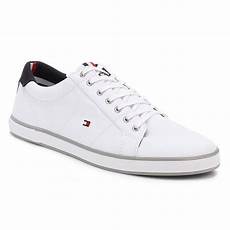 schuhe von tommy hilfiger hilfiger mens trainers white harlow 1d textile schuhe von tommy hilfiger hilfiger mens trainers white harlow 1d textile