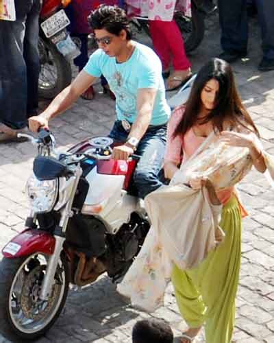 Rab ne Bana Di Jodi: On the sets Movie Photos | Rab ne Bana Di Jodi: On ...