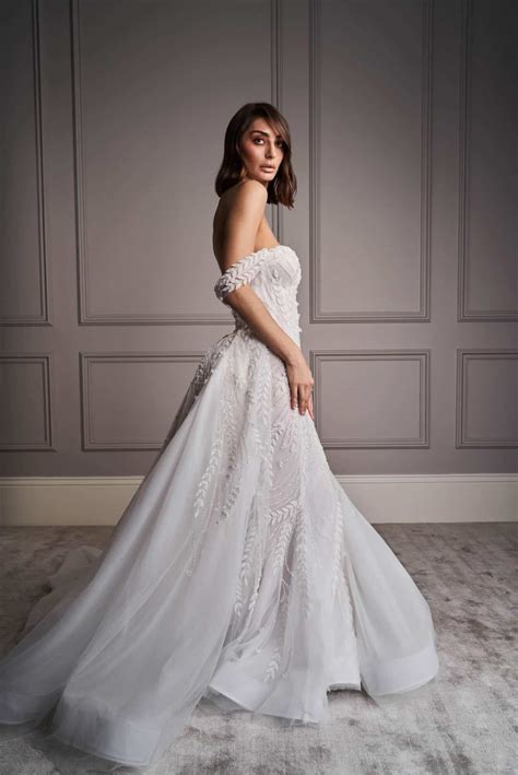 Leah Da Gloria Couture | Aspen Wedding Dress | Bridal Reflections