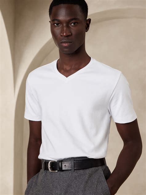 Luxury-Touch V-Neck T-Shirt | Banana Republic
