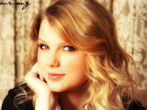 Taylor Swift Biography - Facts, Childhood, Family Life & Achievements