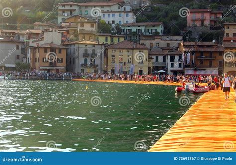 The Floating Piers, Iseo Lake, Italy Editorial Photography - Image of ...