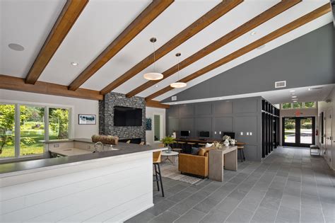 Photo Gallery | Apartments in Toledo, Ohio — The Flats at Douglas