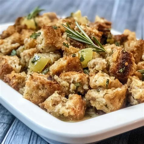 Flavorful Sage Stuffing Recipe for Turkey Lovers