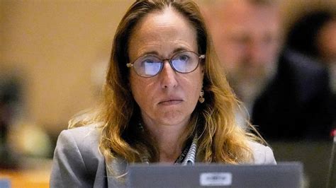FDA drug regulator seeks to hire friend advocating new antidepressant ...