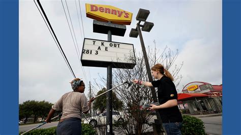 Denny's to be acquired and taken private in a deal valued at $620 ...