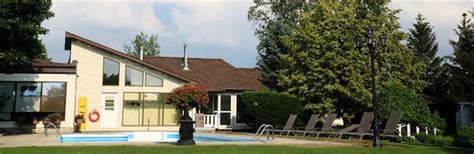 Colonial Hotel & Suites, Grand Bend, Canada - www.trivago.in