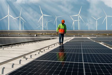 Career Opportunities in Renewable Energy | Pinnacle Career Institute