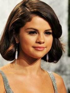 25 inspirativnih frizura poznatih za Novu godinu – Moda