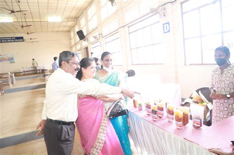 Deva Matha College Kuruvilangad