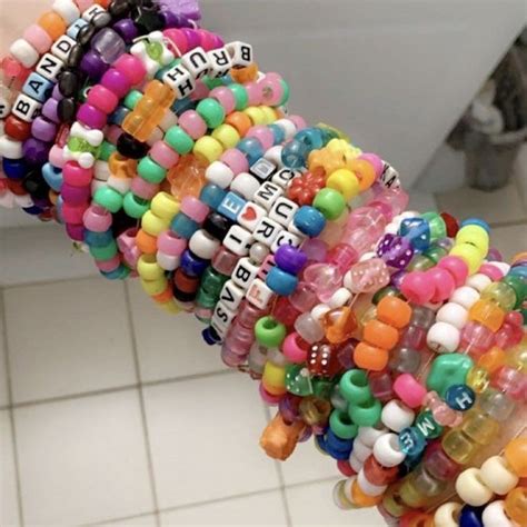 Kandi Skull Hand Tutorial 的图像结果