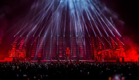 รีวิวตอนเสิร์ต The Weeknd กับโชว์ครั้งแรกในไทย ที่สนุกทั้งแสงสี และเสียง