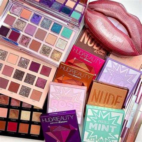 Festive Eyeshadow Palettes To Try Out | Femina.in