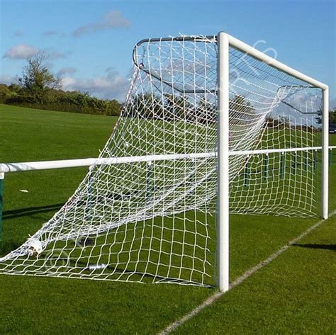 how wide are football goal posts