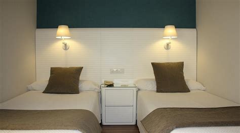LAS ROCAS PLAYA HOTEL (Castro Urdiales) - Hotel Reviews, Photos, Rate ...
