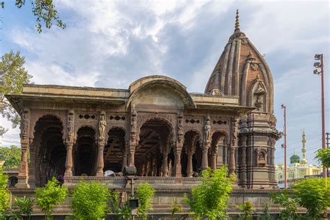Chhatri Bagh Indore: A Living Past Of The Holkar Dynasty