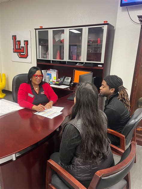 Center helps career prep - Lamar University
