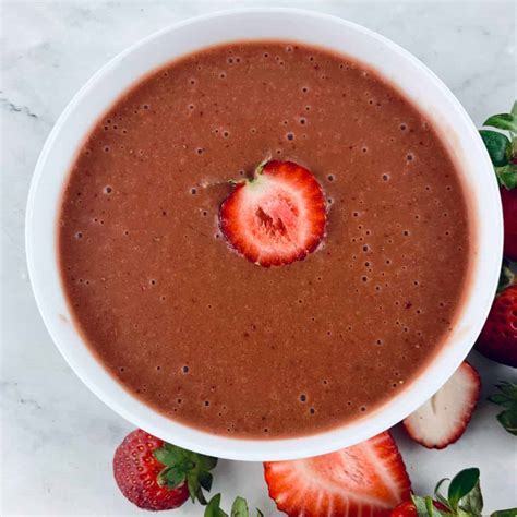 Strawberry Balsamic Dressing - Salads with Anastasia